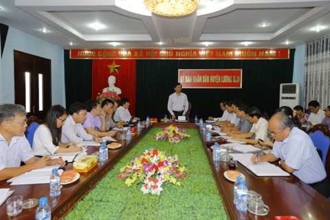 Đoàn công tác làm việc với UBND huyện Lương Sơn