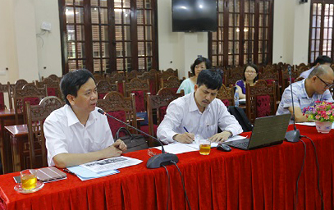 Thứ trưởng, Phó Chủ nhiệm Phan Văn Hùng phát biểu tại Hội thảo